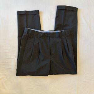 Roundtree & Yorke Travel Smart Men's Dress Pants - Dark Gray